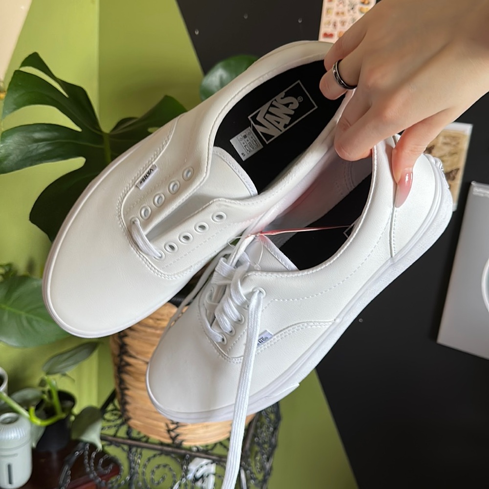VANS - Classic Tumble Era Shoe